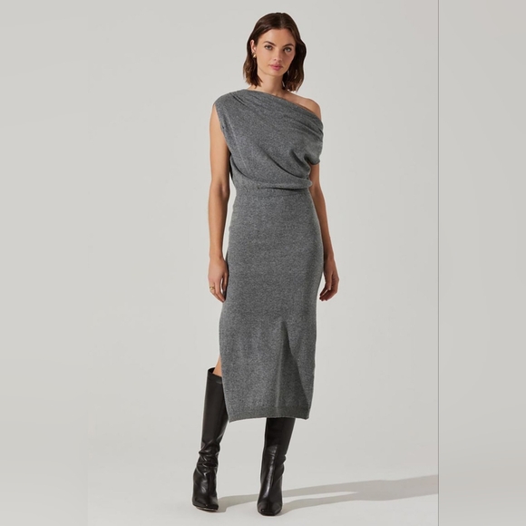 NWT ASTR The Label Grey Midi Sweater Dress Size Large - Picture 1 of 8